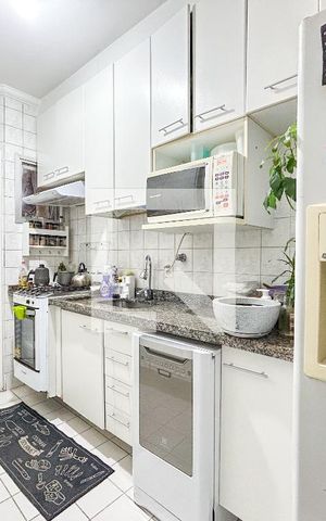 Apartamento para alugar com 75m², 3 quartos e 2 vagas Apartamento para alugar com 75m², 3 quartos e 2 vagasCozinha
