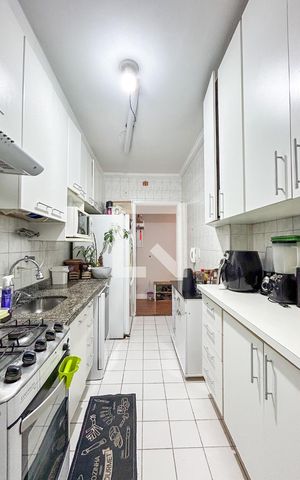 Apartamento para alugar com 75m², 3 quartos e 2 vagas Apartamento para alugar com 75m², 3 quartos e 2 vagasCozinha