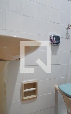 Apartamento à venda com 48m², 1 quarto e 1 vagaBanheiro Corredor
