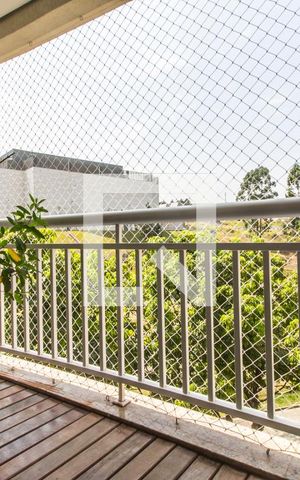 Apartamento à venda com 105m², 3 quartos e 2 vagas Apartamento à venda com 105m², 3 quartos e 2 vagasVaranda