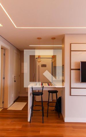 Apartamento à venda com 82m², 2 quartos e 1 vaga Apartamento à venda com 82m², 2 quartos e 1 vagaSala