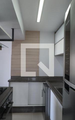 Apartamento à venda com 76m², 2 quartos e 2 vagasCozinha e Área de Serviço