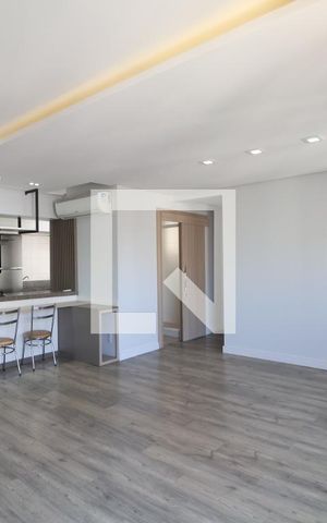 Apartamento à venda com 76m², 2 quartos e 2 vagasSala
