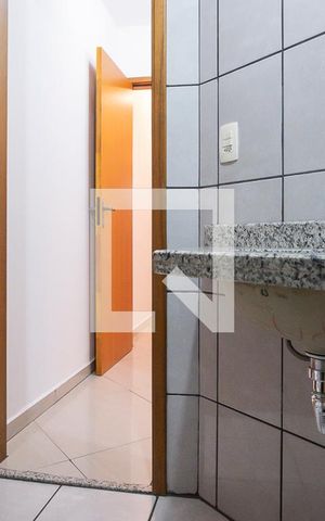Apartamento para alugar com 65m², 2 quartos e 1 vagaBanheiro da suíte