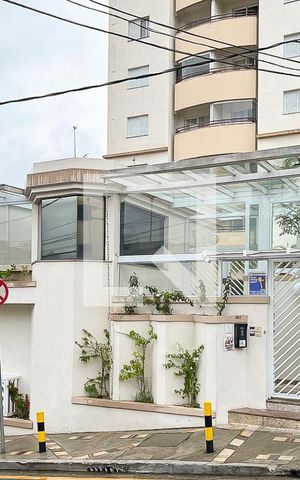 Apartamento para alugar com 65m², 2 quartos e 1 vagaFachada + plaquinha