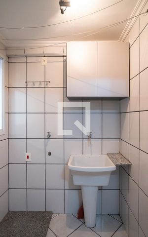 Apartamento para alugar com 65m², 2 quartos e 1 vagaÁrea de serviço