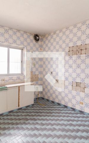 Casa à venda com 179m², 4 quartos e 4 vagas Casa à venda com 179m², 4 quartos e 4 vagasCozinha