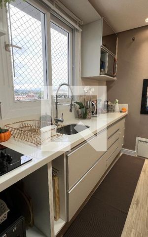 Apartamento à venda com 110m², 3 quartos e 2 vagas Apartamento à venda com 110m², 3 quartos e 2 vagasCozinha