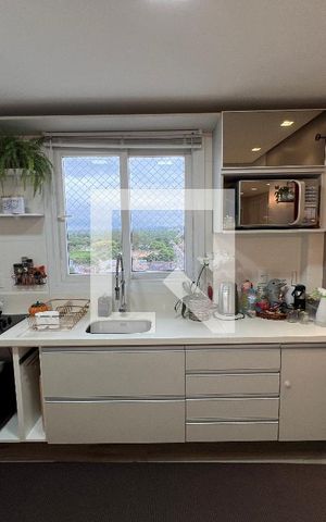 Apartamento à venda com 110m², 3 quartos e 2 vagas Apartamento à venda com 110m², 3 quartos e 2 vagasCozinha