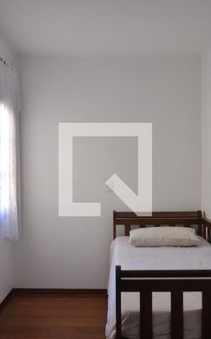 Casa à venda com 211m², 3 quartos e 3 vagasQuarto 3