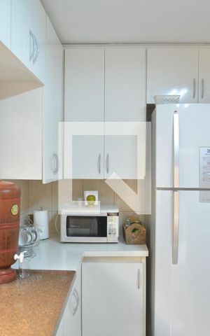 Casa à venda com 211m², 3 quartos e 3 vagasCozinha - Armários