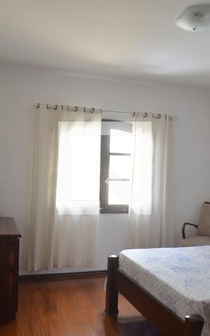 Casa à venda com 211m², 3 quartos e 3 vagasQuarto Suite 1