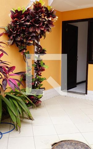 Casa de condomínio para alugar com 120m², 2 quartos e 1 vagaEntrada