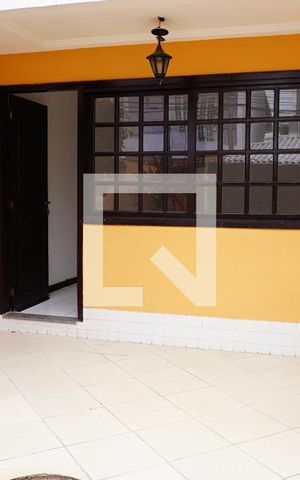 Casa de condomínio para alugar com 120m², 2 quartos e 1 vagaEntrada