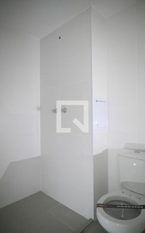 Studio à venda com 27m², 1 quarto e sem vaga Studio à venda com 27m², 1 quarto e sem vagaBanheiro