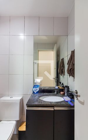 Apartamento à venda com 54m², 2 quartos e 1 vaga Apartamento à venda com 54m², 2 quartos e 1 vagaBanheiro