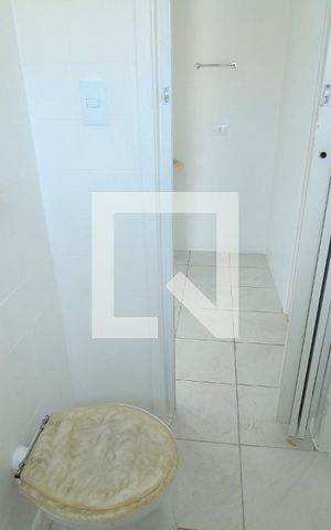 Casa para alugar com 197m², 3 quartos e 1 vaga Casa para alugar com 197m², 3 quartos e 1 vagaBanheiro 2