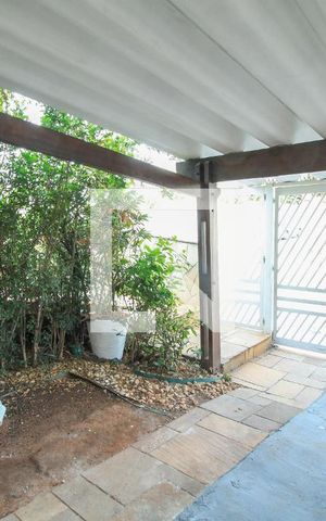 Casa para alugar com 197m², 3 quartos e 1 vaga Casa para alugar com 197m², 3 quartos e 1 vagaÁrea comum