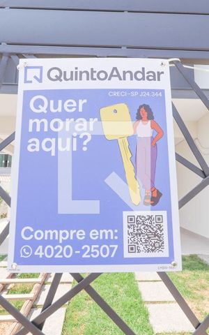 Casa à venda com 168m², 3 quartos e 2 vagas Casa à venda com 168m², 3 quartos e 2 vagasPlaca