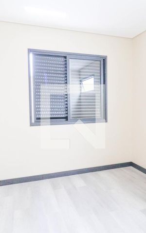 Casa à venda com 168m², 3 quartos e 2 vagas Casa à venda com 168m², 3 quartos e 2 vagasQuarto 1