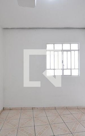 Casa para alugar com 30m², 1 quarto e sem vagaSala/Quarto