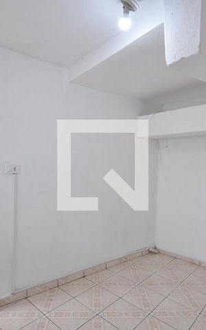 Casa para alugar com 30m², 1 quarto e sem vagaSala/Quarto