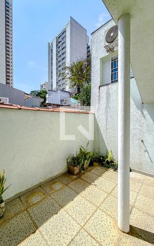 Casa à venda com 375m², 5 quartos e 3 vagasÁrea externa