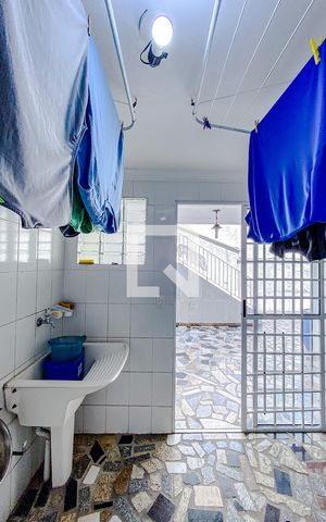 Casa à venda com 375m², 5 quartos e 3 vagasÁrea de Serviço