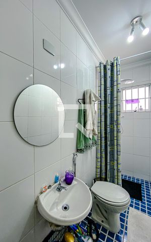 Casa à venda com 375m², 5 quartos e 3 vagasBanheiro 4