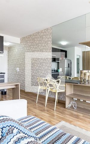 Apartamento à venda com 42m², 1 quarto e 1 vaga Apartamento à venda com 42m², 1 quarto e 1 vagaSala
