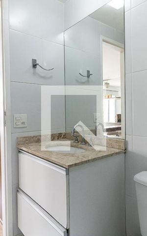 Apartamento à venda com 42m², 1 quarto e 1 vaga Apartamento à venda com 42m², 1 quarto e 1 vagaBanheiro