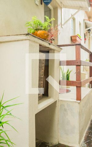 Casa à venda com 430m², 4 quartos e 1 vaga Casa à venda com 430m², 4 quartos e 1 vagaQuintal