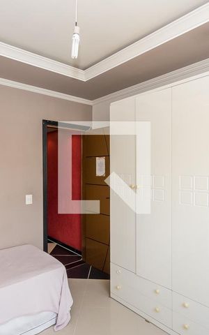 Apartamento à venda com 77m², 2 quartos e 2 vagasQuarto 2