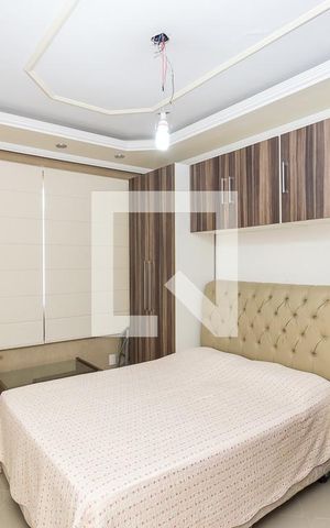 Apartamento à venda com 77m², 2 quartos e 2 vagasQuarto 1