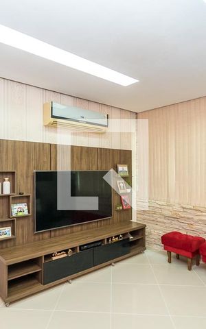 Apartamento à venda com 77m², 2 quartos e 2 vagasSala