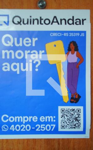 Apartamento à venda com 71m², 3 quartos e sem vagaAdesivo