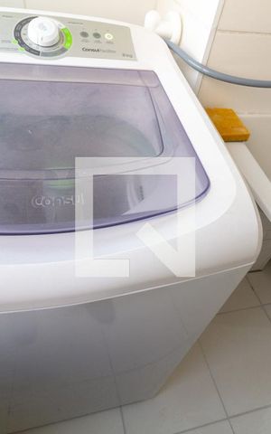 Apartamento à venda com 31m², 1 quarto e sem vaga Apartamento à venda com 31m², 1 quarto e sem vagaÁrea de Serviço