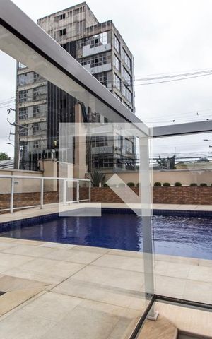 Casa de condomínio para alugar com 60m², 2 quartos e 2 vagasPiscina