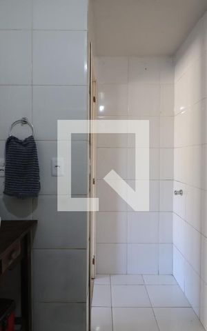 Casa à venda com 200m², 4 quartos e 2 vagasBanheiro 1