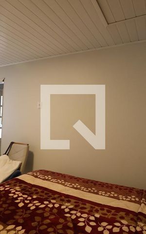 Casa à venda com 200m², 4 quartos e 2 vagasSuíte