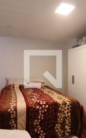 Casa à venda com 200m², 4 quartos e 2 vagasSuíte