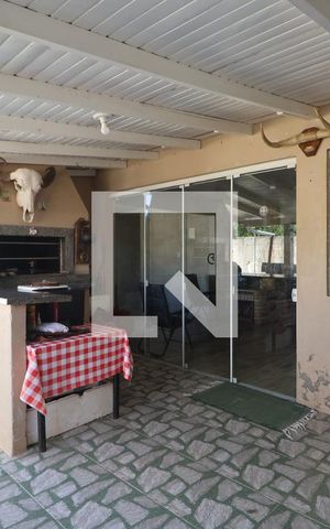 Casa à venda com 200m², 4 quartos e 2 vagasÁrea comum - Churrasqueira