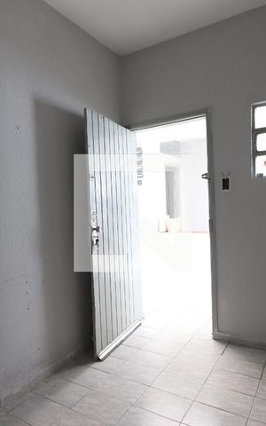 Casa à venda com 110m², 2 quartos e sem vagaDepósito
