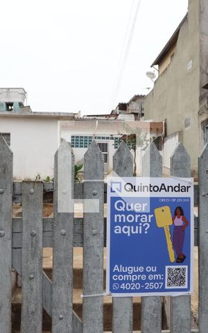 Casa à venda com 110m², 2 quartos e sem vagaPortão