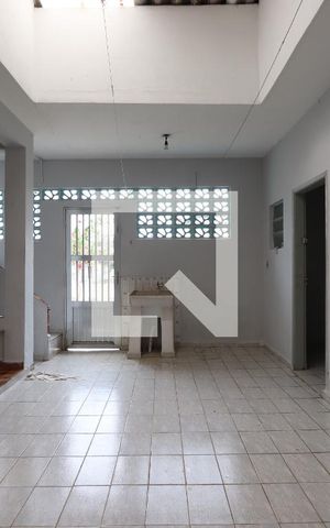 Casa à venda com 110m², 2 quartos e sem vagaLavanderia