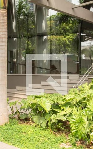 Studio para alugar com 27m², 1 quarto e sem vaga Studio para alugar com 27m², 1 quarto e sem vagaFrente