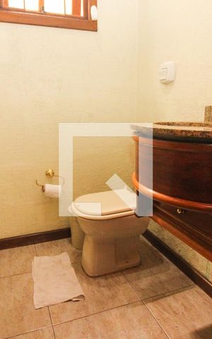 Casa para alugar com 302m², 3 quartos e 3 vagas Casa para alugar com 302m², 3 quartos e 3 vagasLavabo