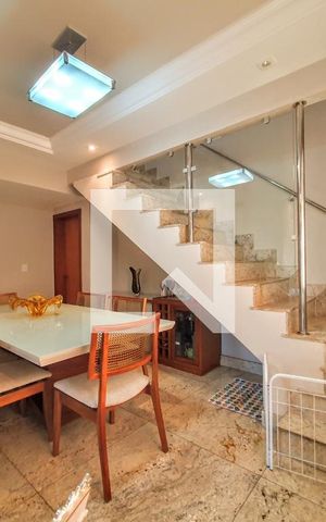 Apartamento à venda com 255m², 5 quartos e 4 vagasSala