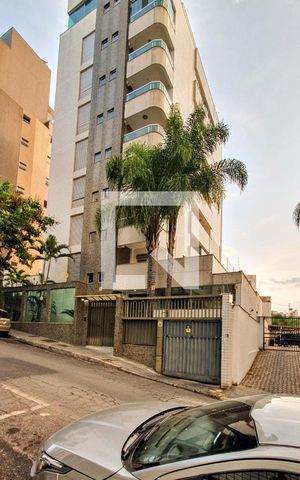 Apartamento à venda com 255m², 5 quartos e 4 vagasFachada