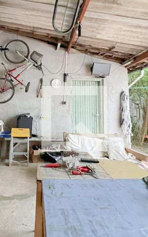 Casa à venda com 280m², 2 quartos e 2 vagas Casa à venda com 280m², 2 quartos e 2 vagasÁrea - Churrasqueira